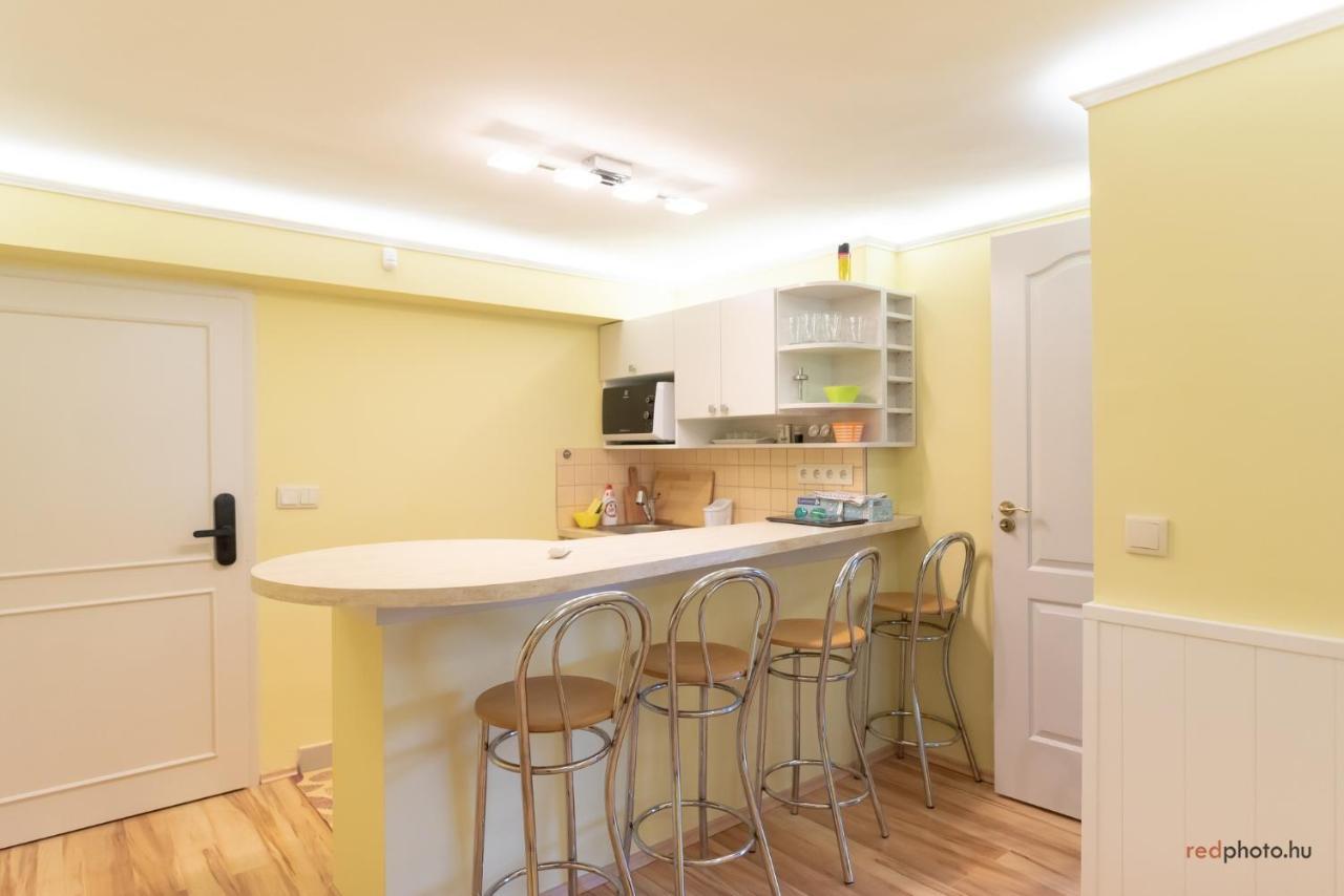 Zefir Apartments 블로톤퓌레드 외부 사진