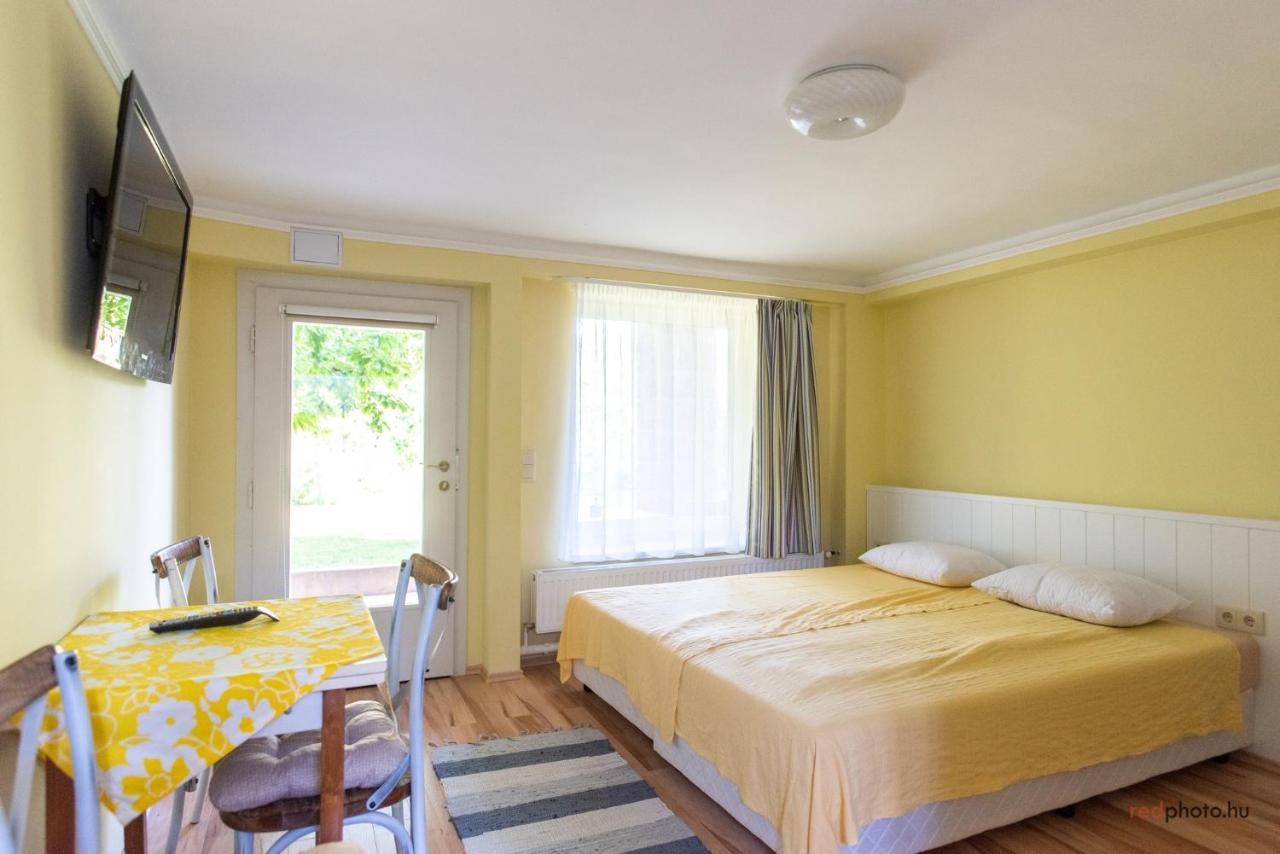 Zefir Apartments 블로톤퓌레드 외부 사진